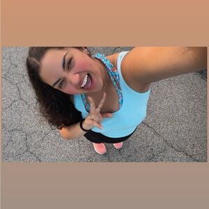 Meet your Posher, Nathaly